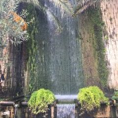 Wasserfall im Steinbruch