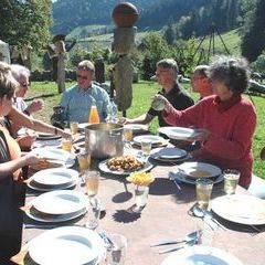 Freude schöner Sonnenstrahlen, Hüterin der Erde ...