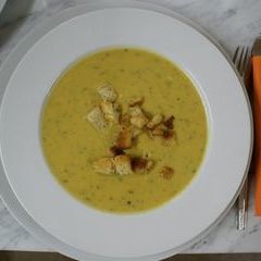 Beste Steinhauerküche Deutschlands: Vorspeise Gemüsesuppe mit Croutons