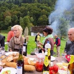 Donnerstag Abend - Kursteilnehmers Abendmenue am Altar